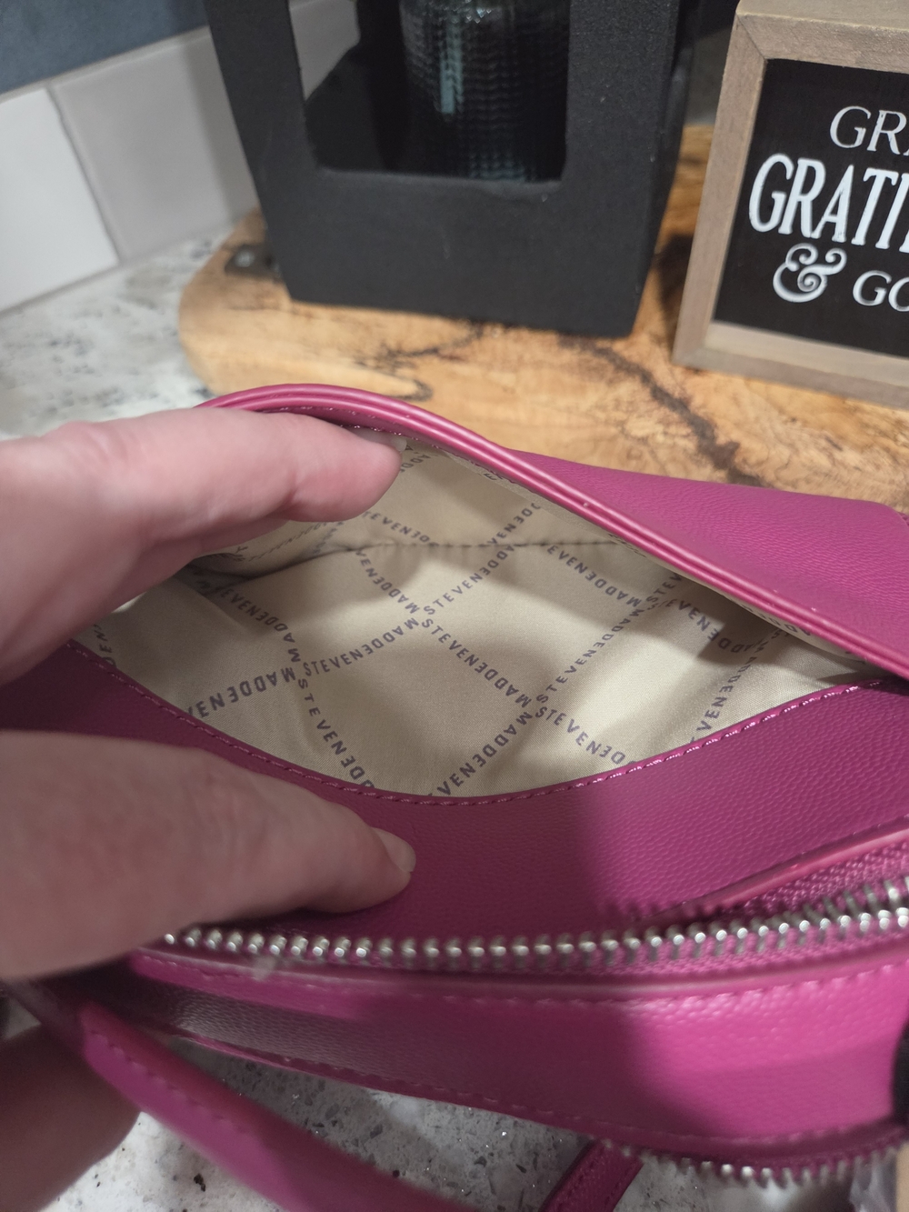 Steve Madden Hot Pink Crossbody Bag with Detachable Logo Strap - Picture 9 of 10